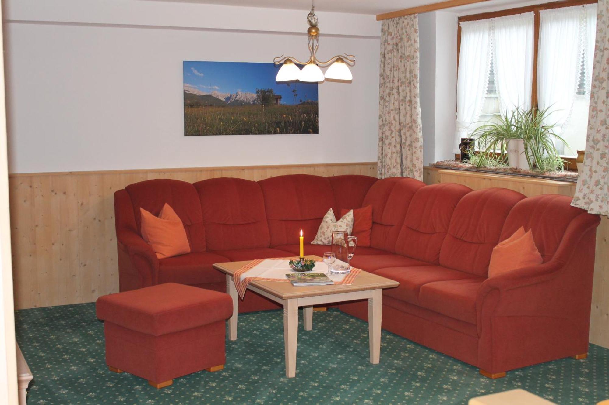 Ferienapartmenthaus Hubertushof Mittenwald Exterior photo